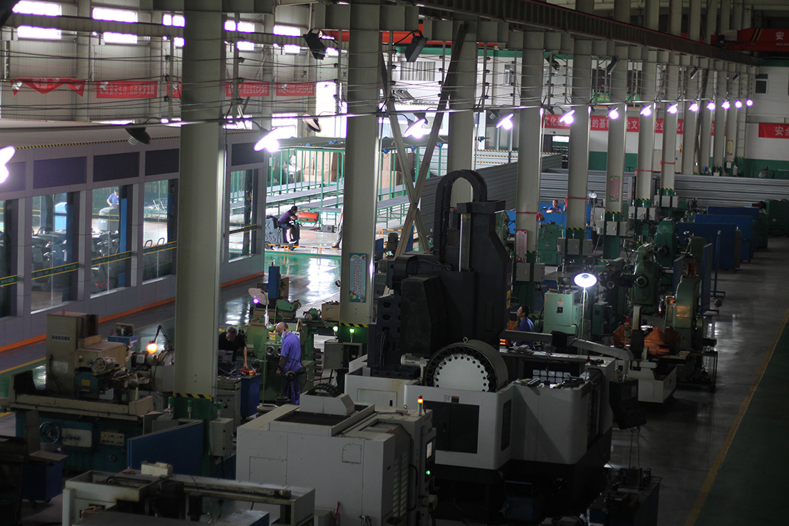 旭潔環(huán)保科技洗地機掃地車生產線